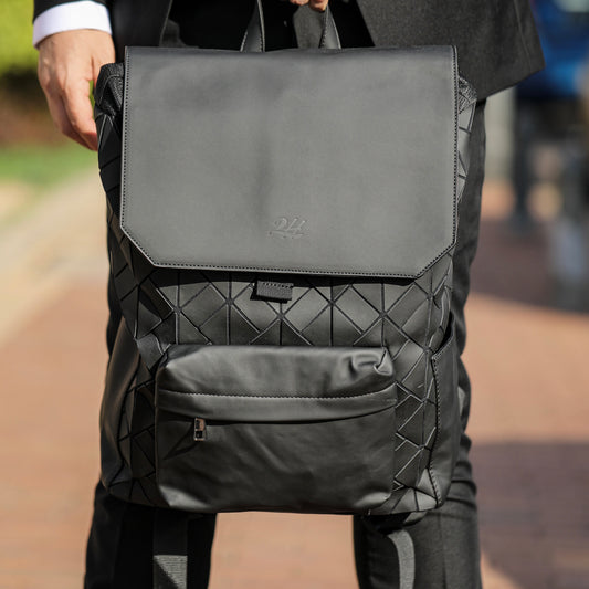 2H Black Duffle Back Bag