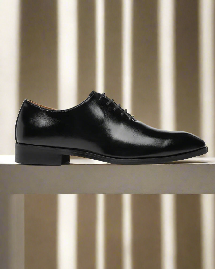 2H #QM025 Black Classic Shoes