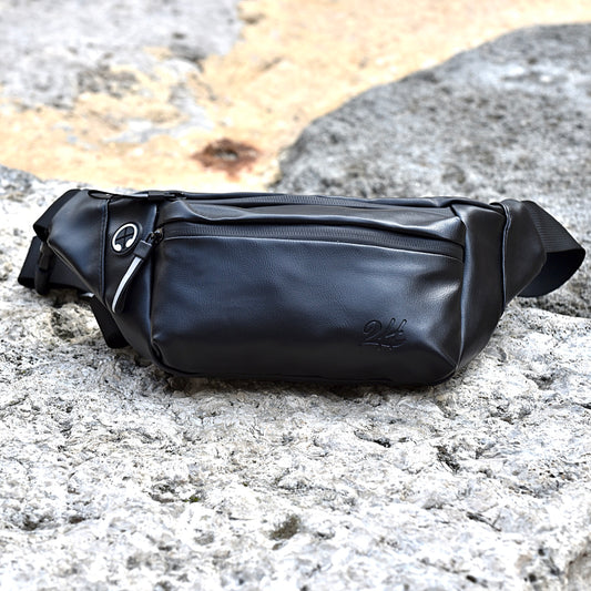 2H # Black Banana Bag