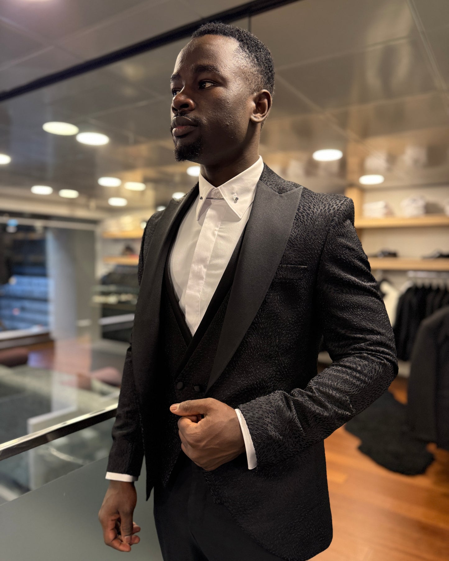 2H Black Neck Wedding Suit