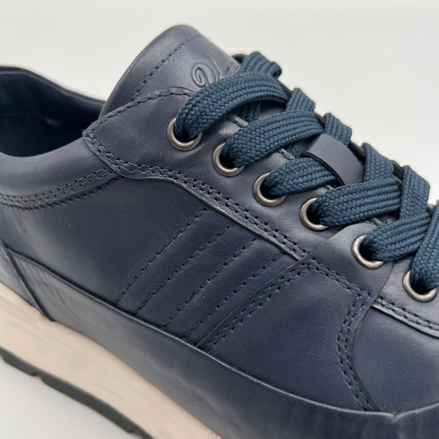 2H #S07941-1101-325 Genuine Leather Navy Casual Shoes